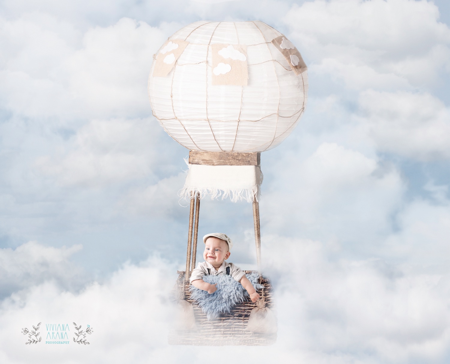 hot-air-balloon-blue-fluffy-clouds-download1