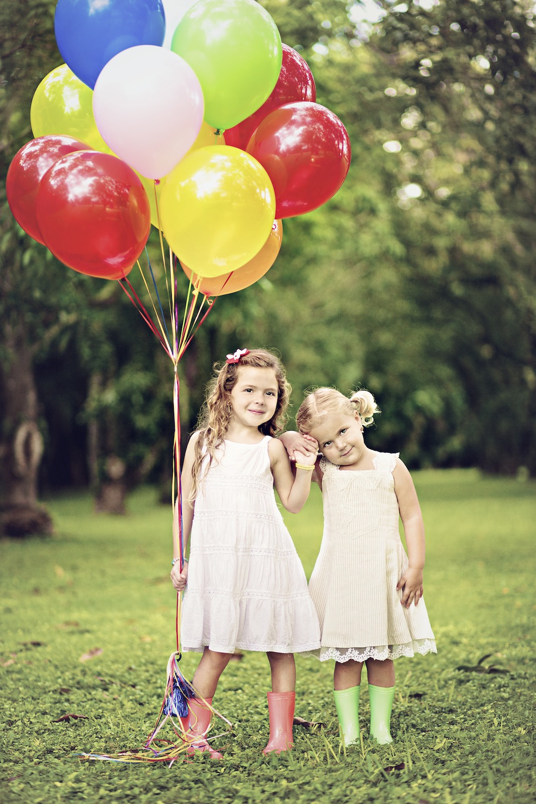 kids_portraits_miami_balloons_girl